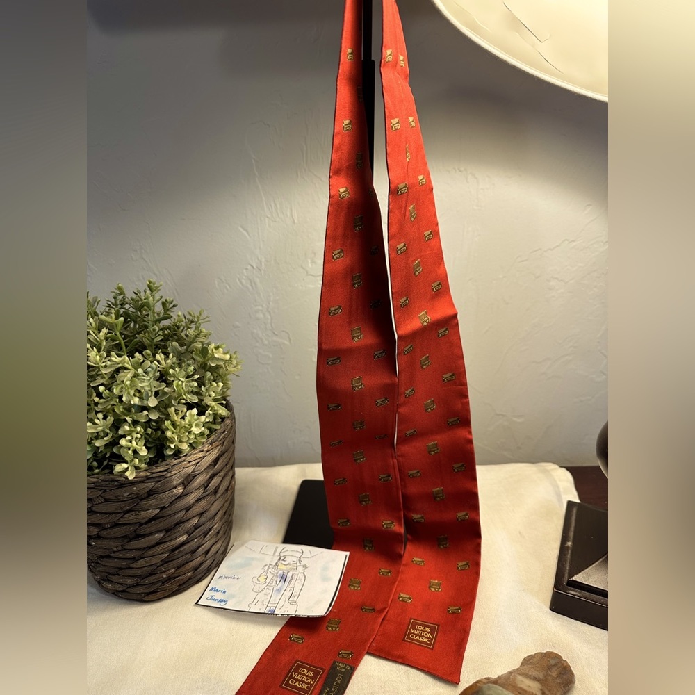 LV classic twilly scarf.